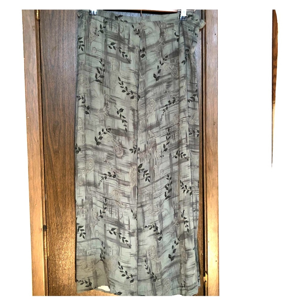 Laura Scott dressy skirt